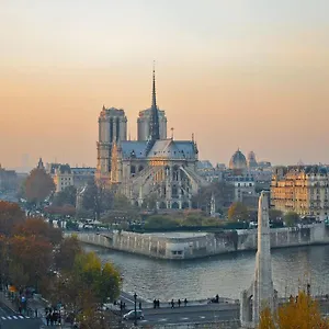Luxury Parisian Notre Dame Saint Germain Des Pres Appartement
